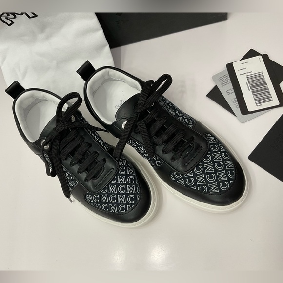 NIB MCM Low-Top Logo Sneakers - Picture 3 of 13